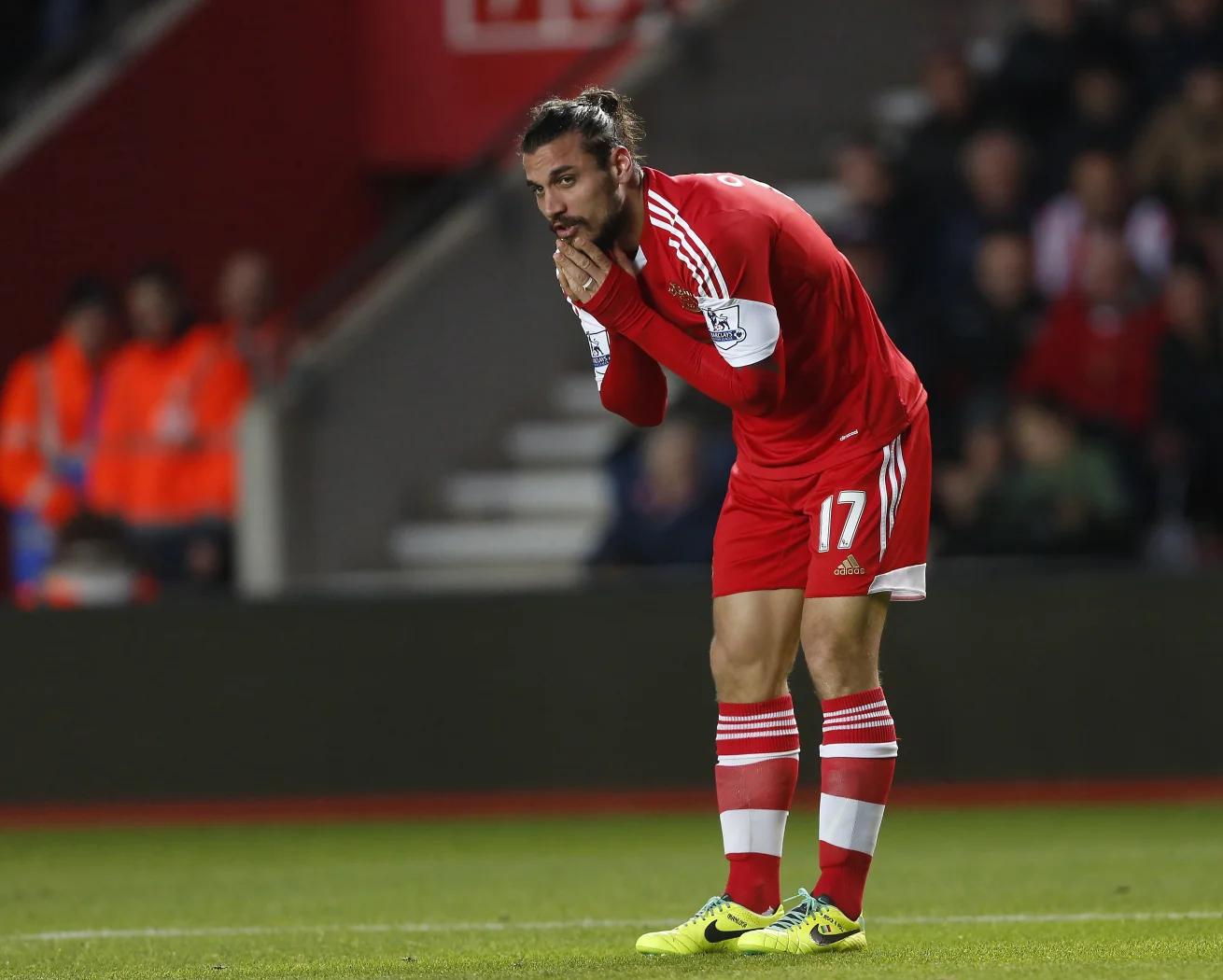 英超选手赛后落泪,背后故事感人 英超选手赛后落泪,背后故事感人