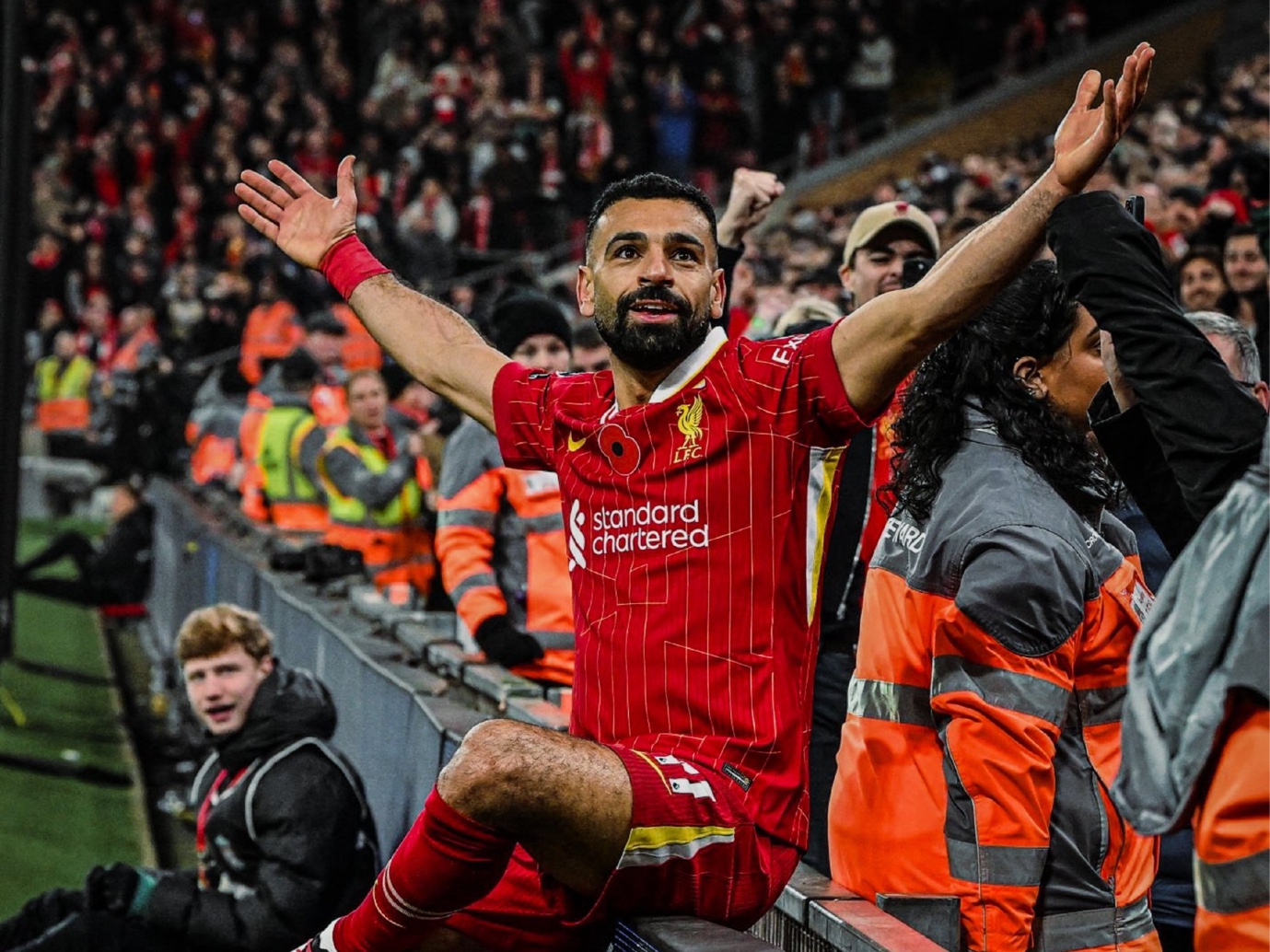 皇马逆转法国,萨拉赫带队取胜 皇马逆转法国,萨拉赫带队取胜