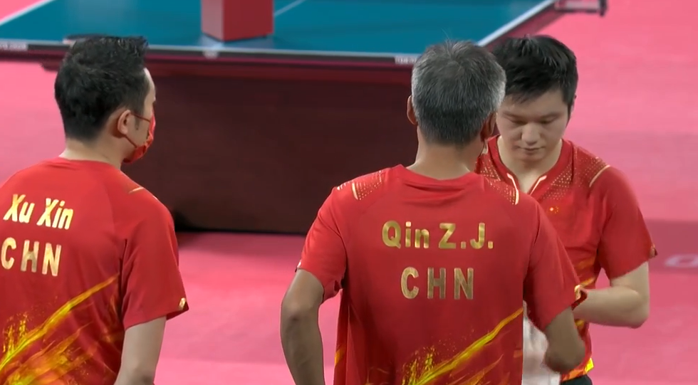 英格兰队力克日本队，马龙统治全场