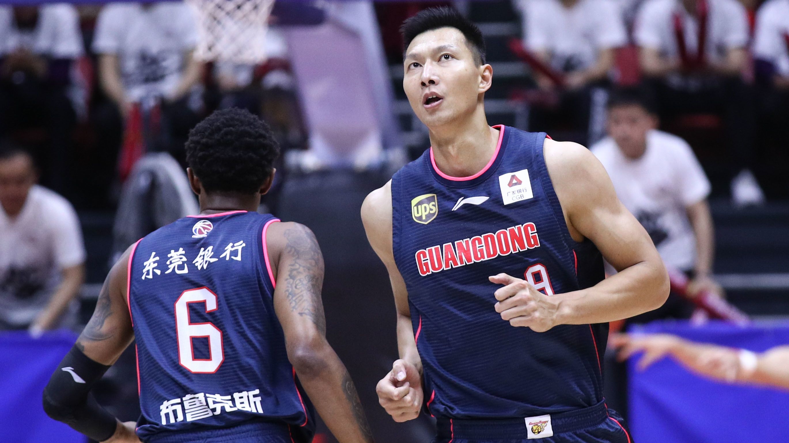 爱游戏官方-步行者力克火箭，易建联刷新纪录