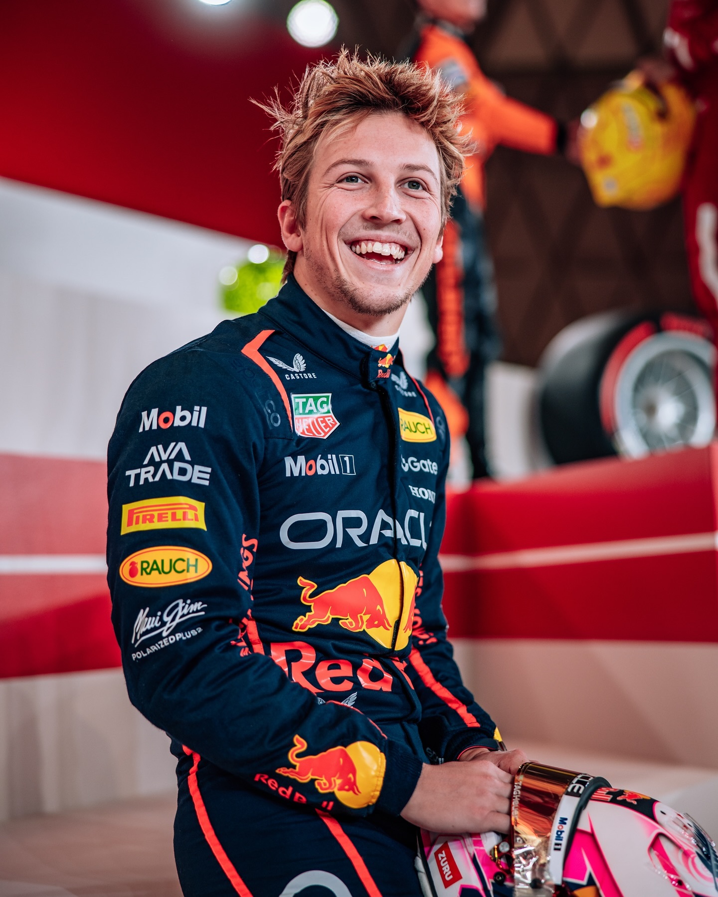 法拉利横扫红牛二队，汉密尔顿刷新纪录