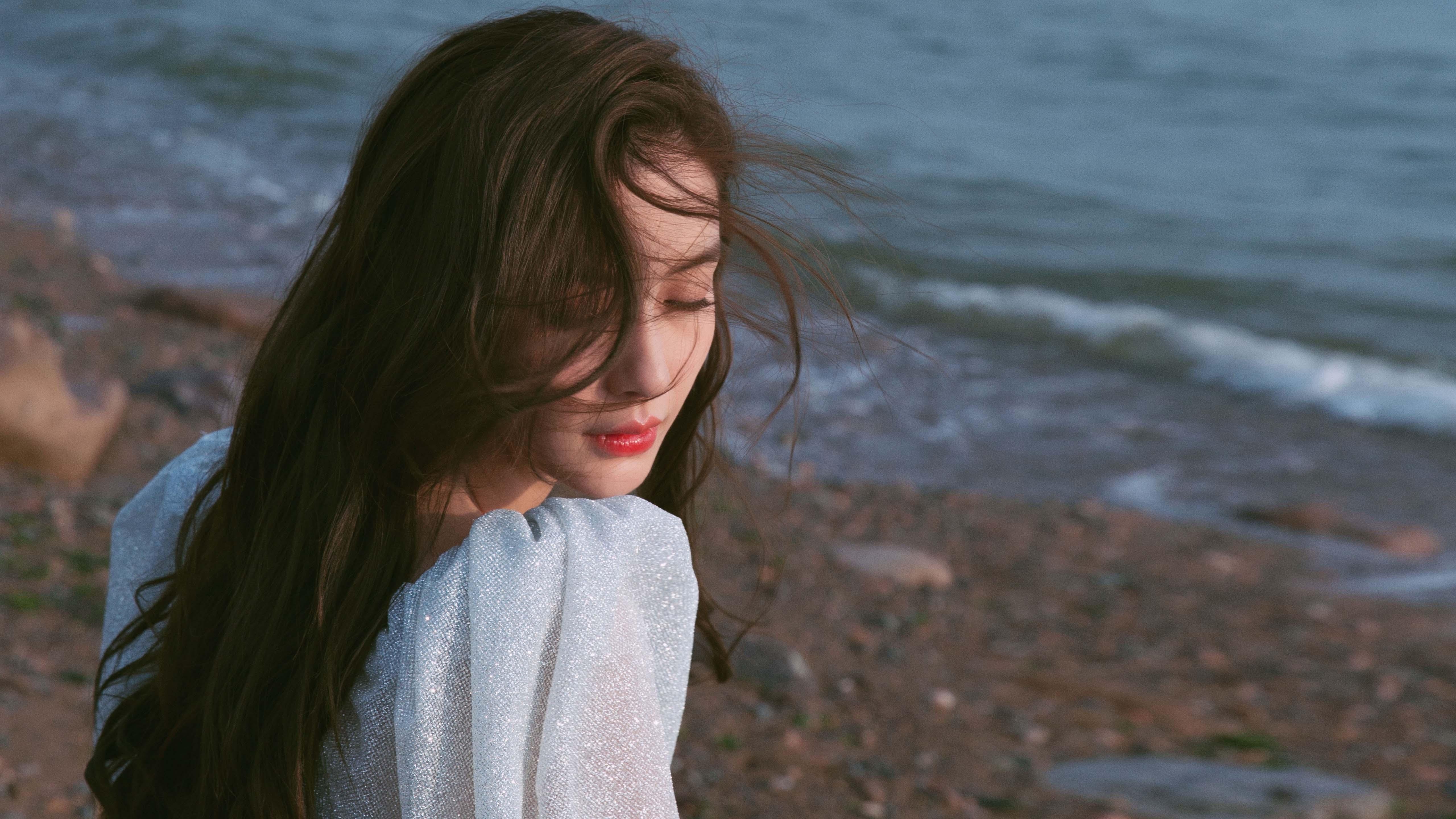 闪电战击碎钢铁防线！布伦森如手术刀肢解广厦，76人五小阵容掀起战术革命